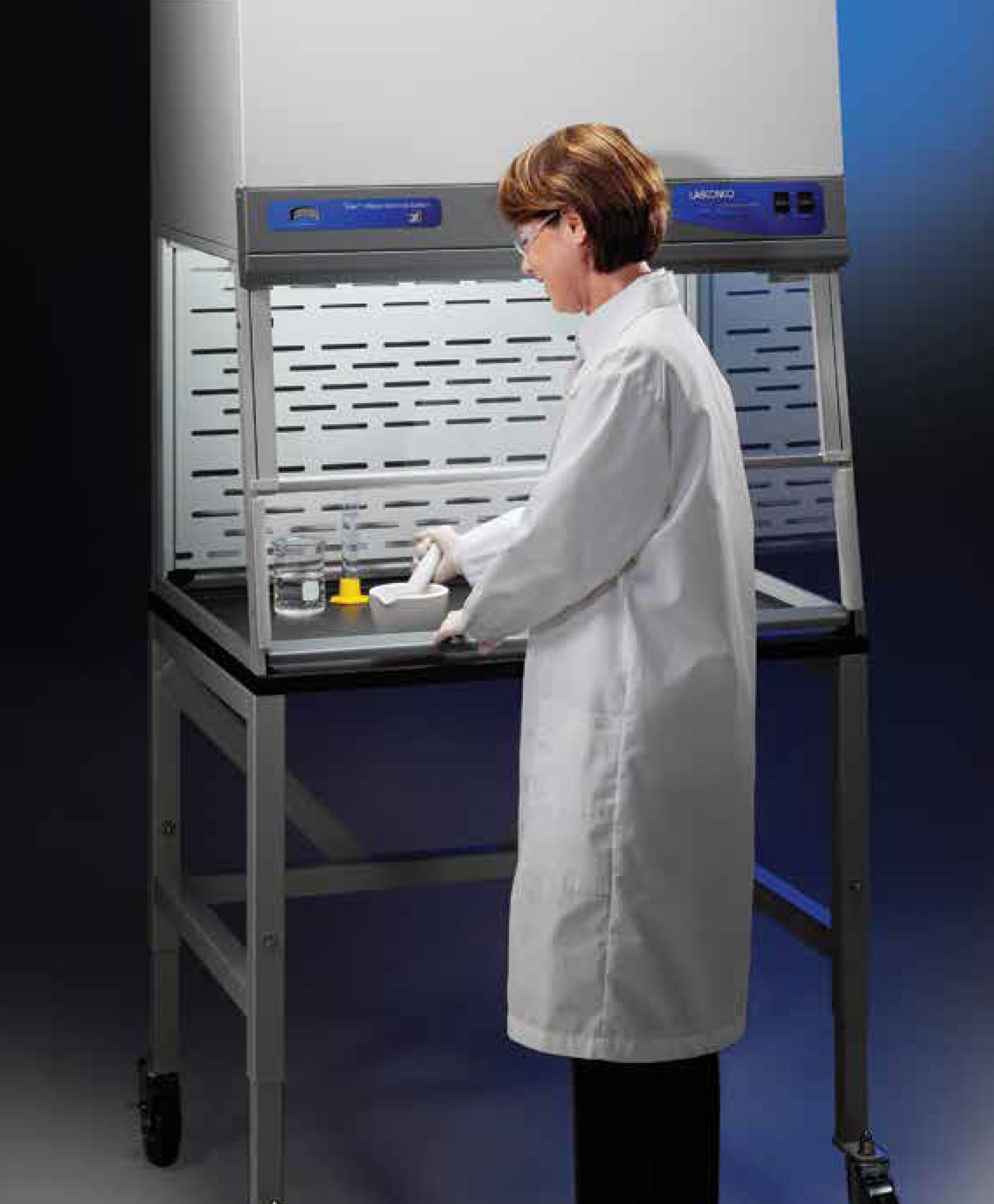USP 800 compliant RXpert non-hazardous compounding stations for non-sterile compounding