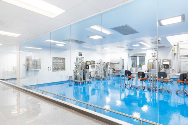 A look inside the cGMP manufacturing lab of the San Diego Lusk Facility.